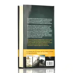 Libros de María Oruña en orden: "Puerto Escondido", "Un lugar a donde ir" y "Donde fuimos invencibles".