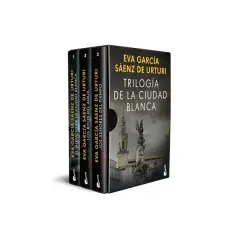 Trilogía de la Ciudad Blanca de Eva García Sáenz de Urturi, con sus tres tomos: El silencio de la ciudad blanca, Los ritos del agua y Los señores del tiempo.