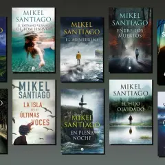 Colección de libros de Mikel Santiago, con títulos como "La última noche en Tremore Beach" y "El mal camino".