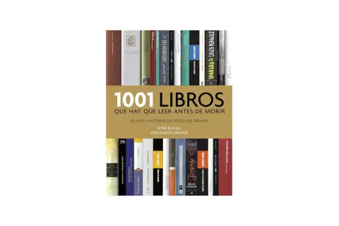 Estantería con títulos como "1001 Libros que hay que leer antes de morir", "El Quijote" y "El resplandor".